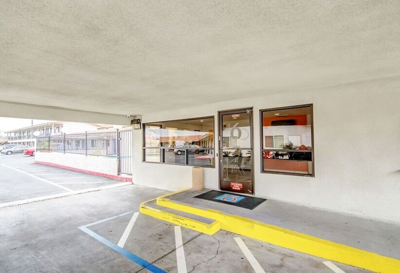 Motel 6 Manteca, Ca