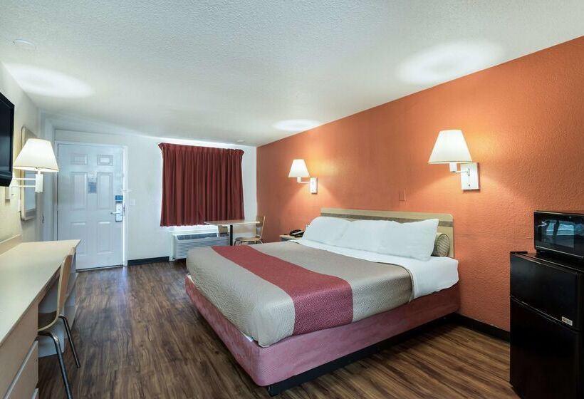 Motel 6 Newport News, Va