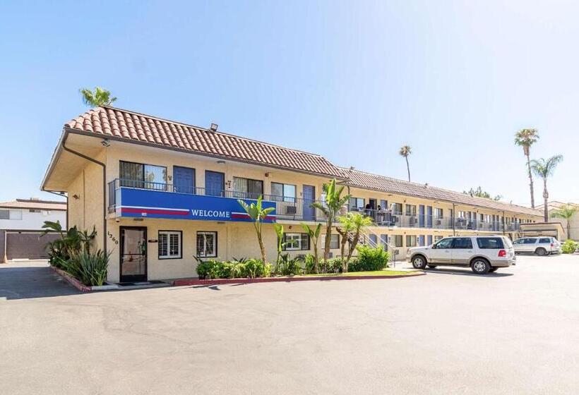 Motel 6 Riverside, Ca  Ucr East