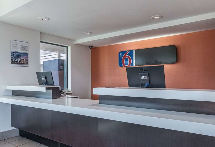 Motel 6 Texarkana, Ar