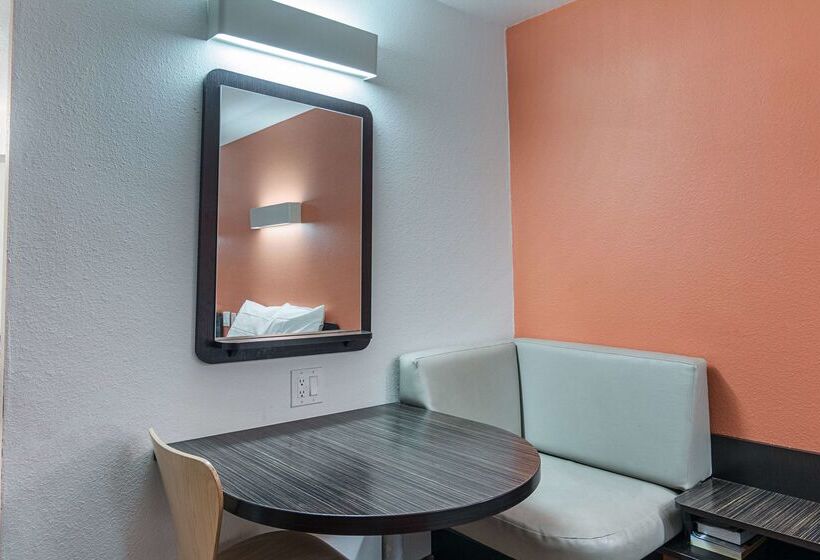 Motel 6 Texarkana, Ar