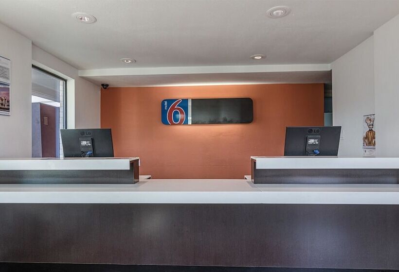 Motel 6 Texarkana, Ar