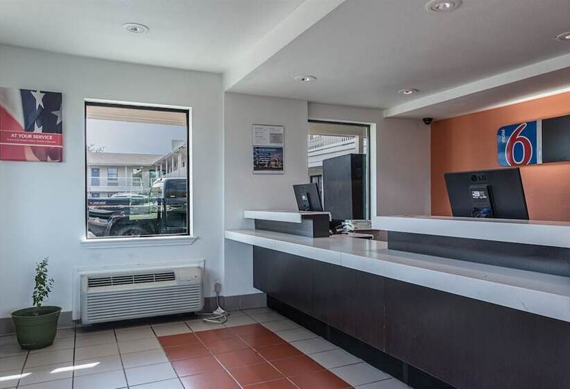 Motel 6 Texarkana, Ar