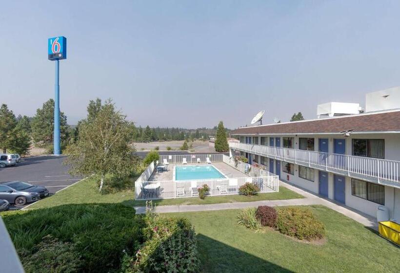 Motel 6 Weed Mount Shasta