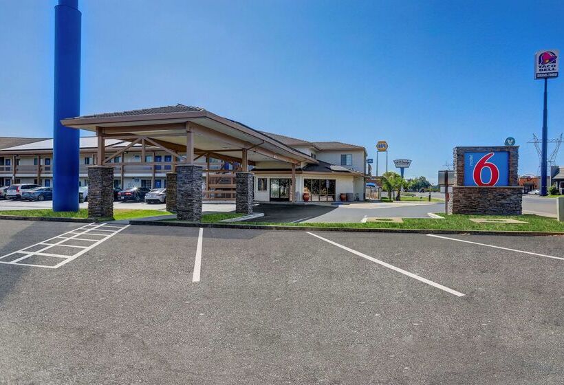 Motel 6anderson, Ca  Redding Airport