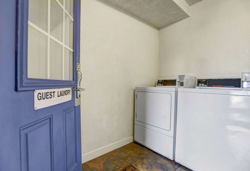 Motel 6anderson, Ca  Redding Airport