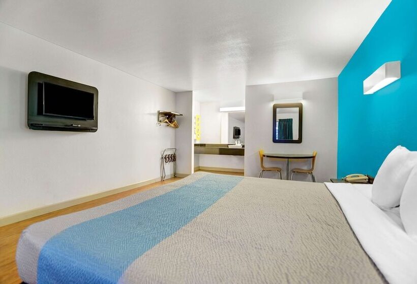 Motel 6anderson, Ca  Redding Airport