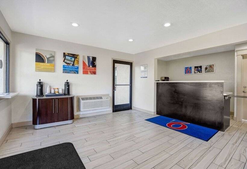 Motel 6anderson, Ca  Redding Airport