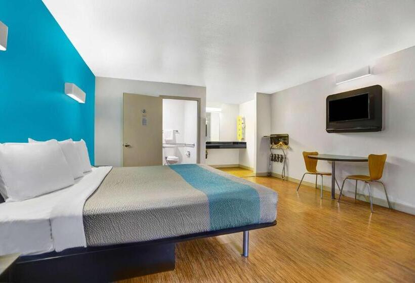 Motel 6anderson, Ca  Redding Airport