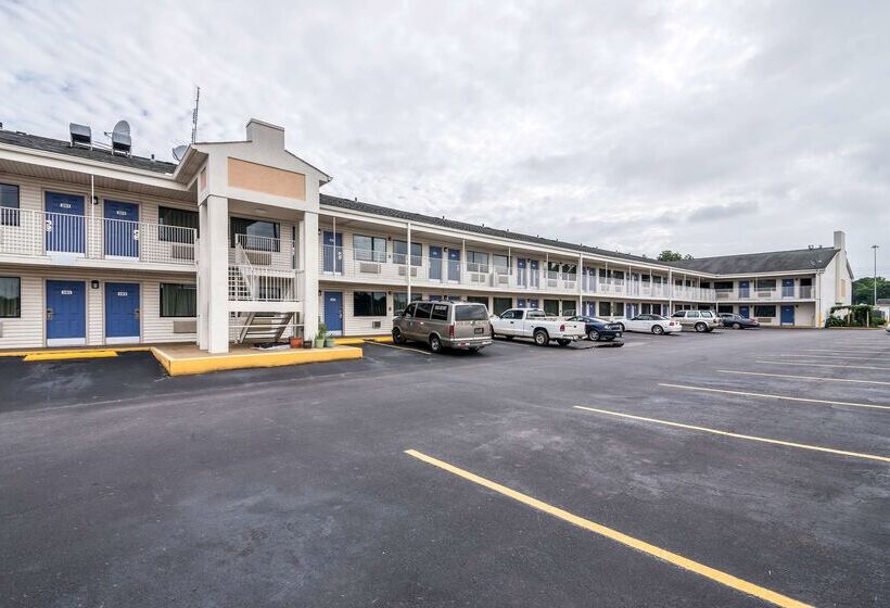 Motel 6 Anniston, Al