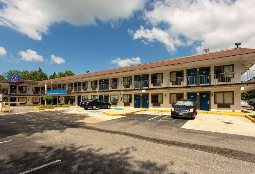 Motel 6camp Springs, Dc  South Camp Springs
