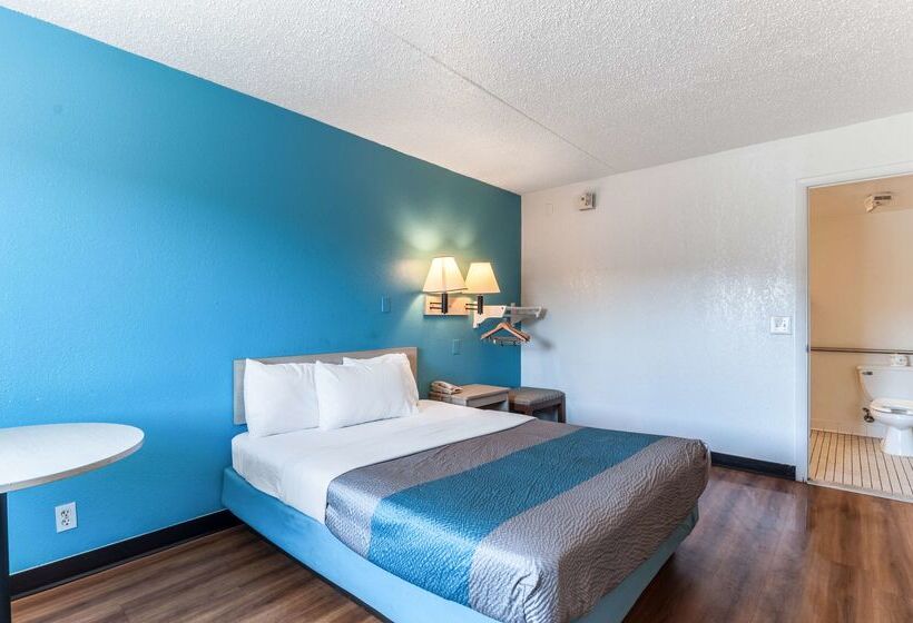 Motel 6farmington Hills, Mi  Northwest  Farmington Hills