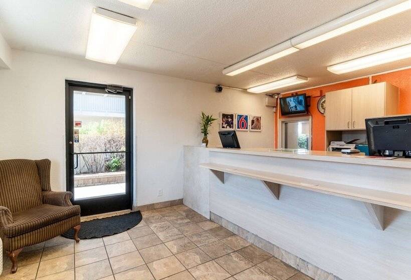 Motel 6farmington Hills, Mi  Northwest  Farmington Hills