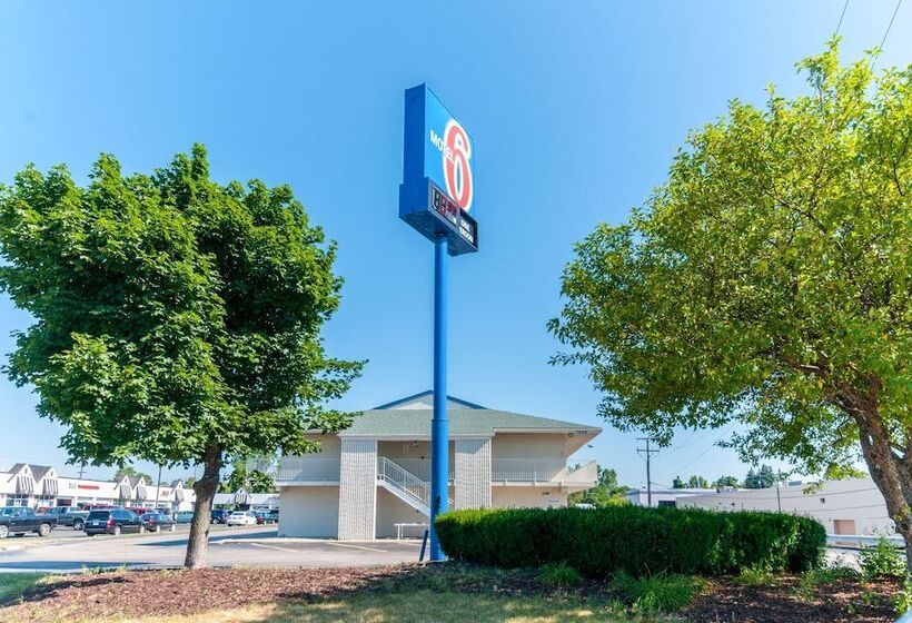 Motel 6farmington Hills, Mi  Northwest  Farmington Hills