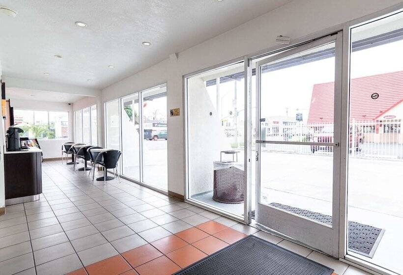 Motel 6long Beach, Ca  International City