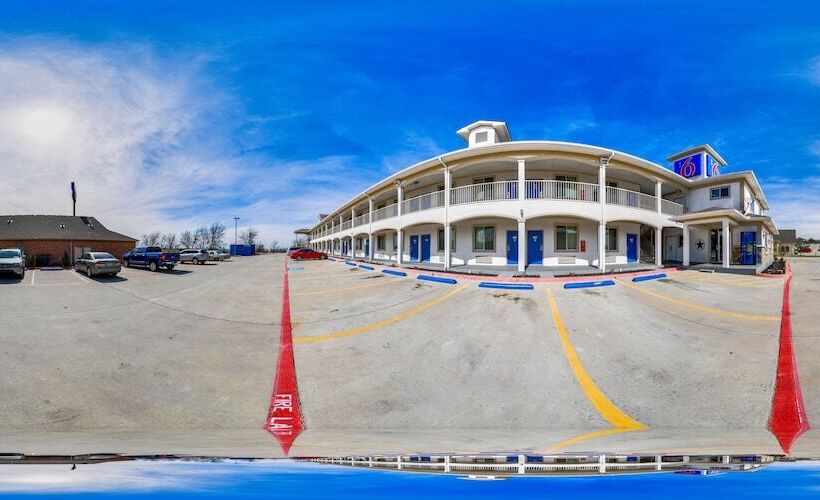 Motel 6rhome, Tx