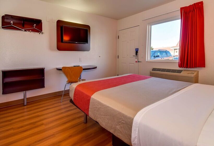 Motel 6 Riverside, Ca  South