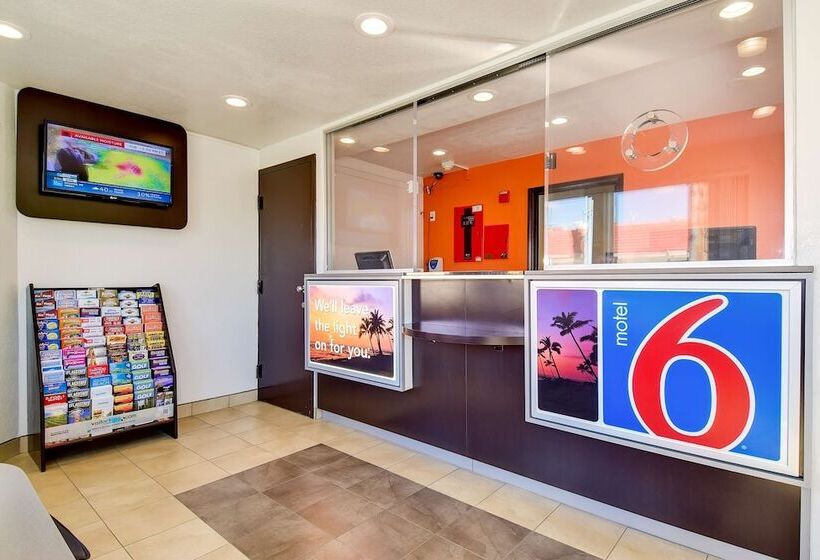 Motel 6 Riverside, Ca  South