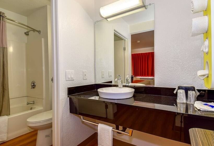 Motel 6 Riverside, Ca  South