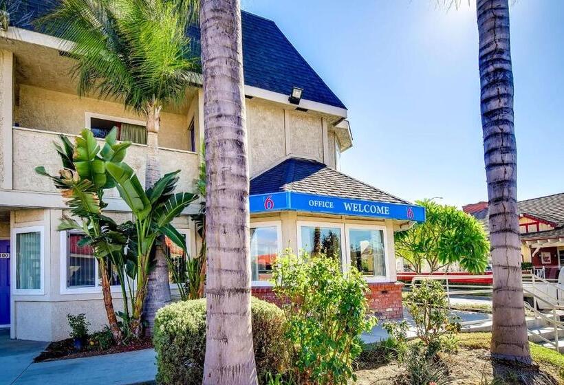 Motel 6 Riverside, Ca  South