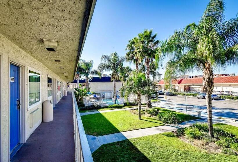 Motel 6 Riverside, Ca  South