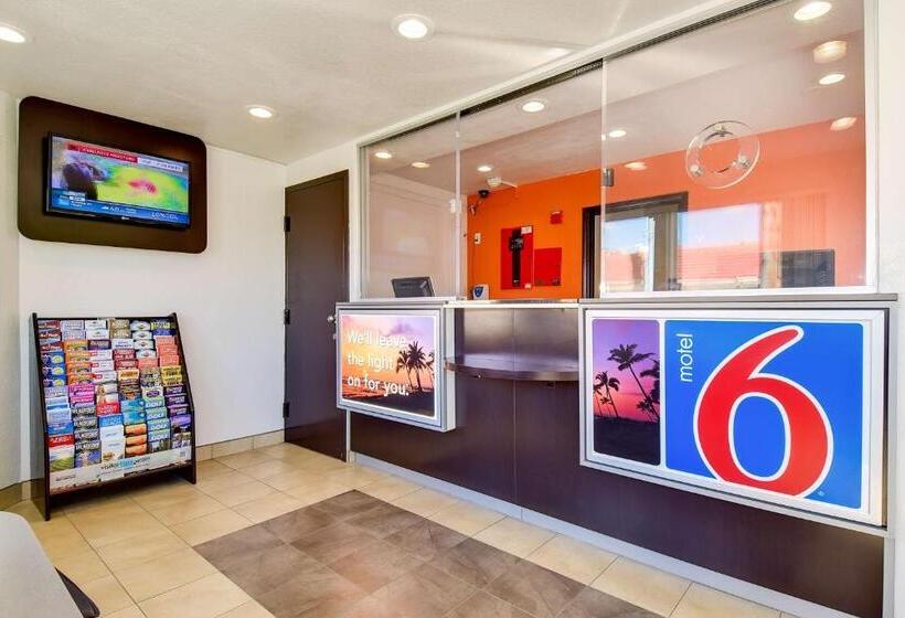 Motel 6 Riverside, Ca  South