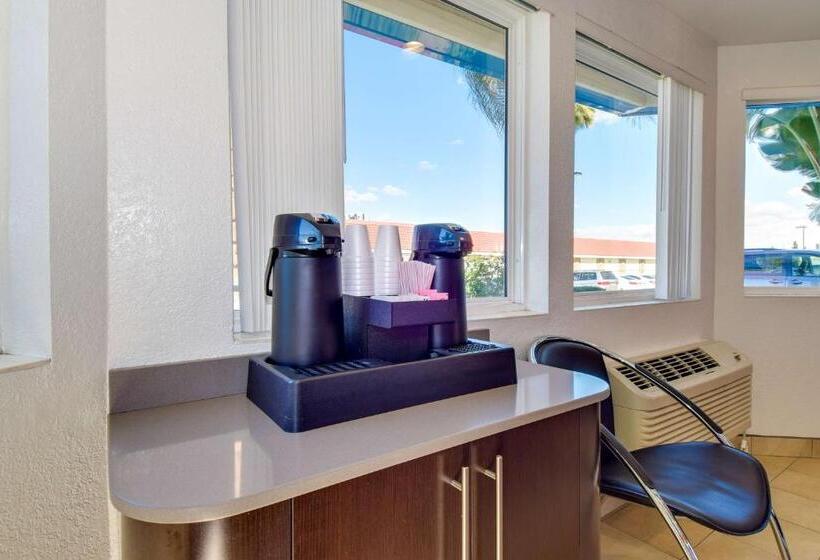 Motel 6 Riverside, Ca  South