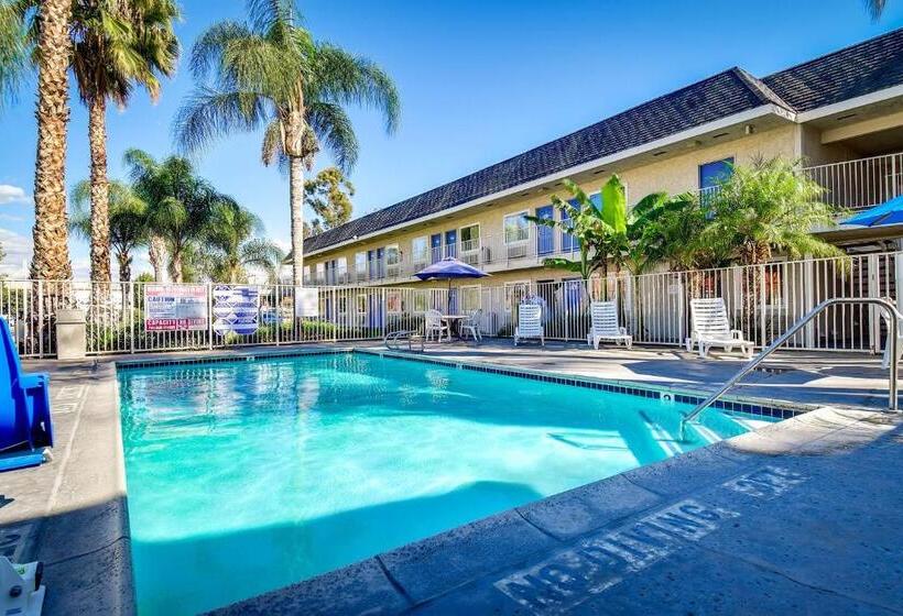 Motel 6 Riverside, Ca  South