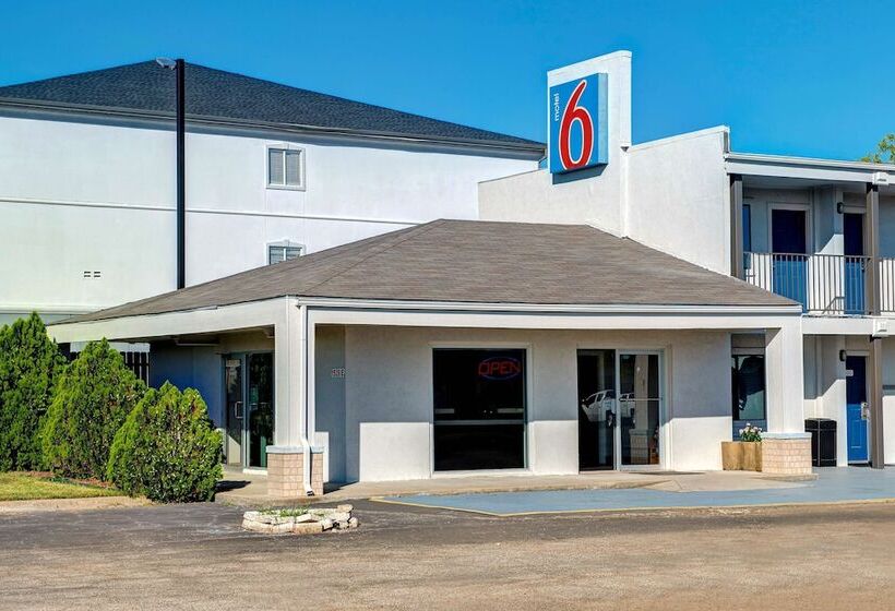 Motel 6sulphur Springs, Tx