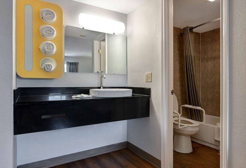 Motel 6sulphur Springs, Tx