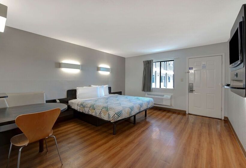 Motel 6sulphur Springs, Tx