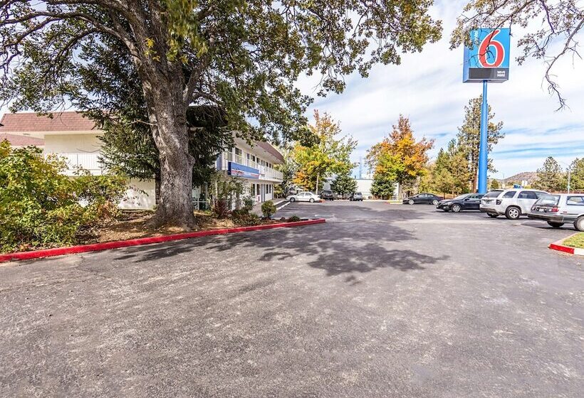 Motel 6yreka, Ca
