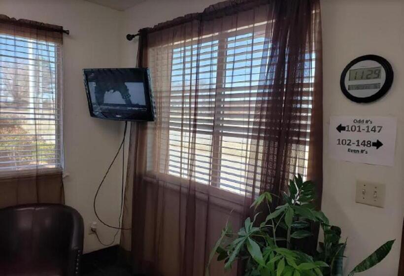 فندق على الطريق Executive Inn Woodward