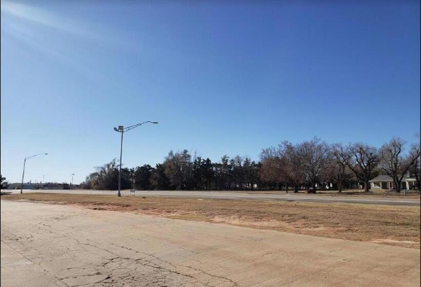 فندق على الطريق Executive Inn Woodward