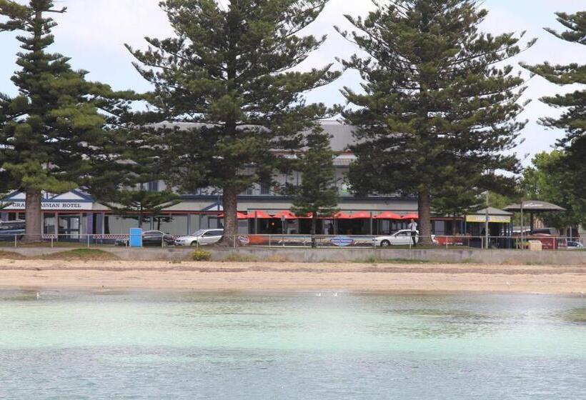 مُتل Grand Tasman