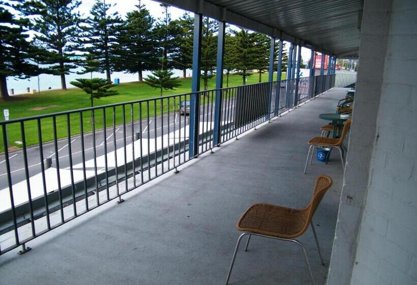 مُتل Grand Tasman