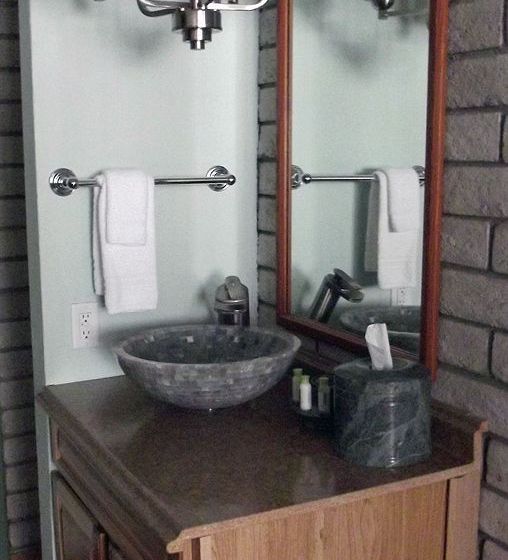 モーテル Greystone Inn