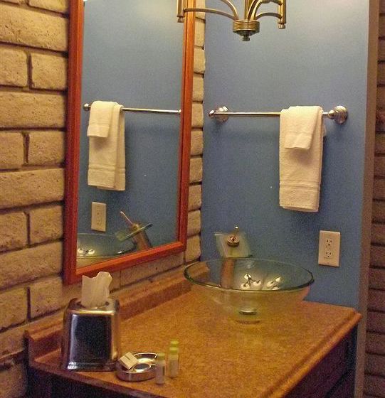 モーテル Greystone Inn