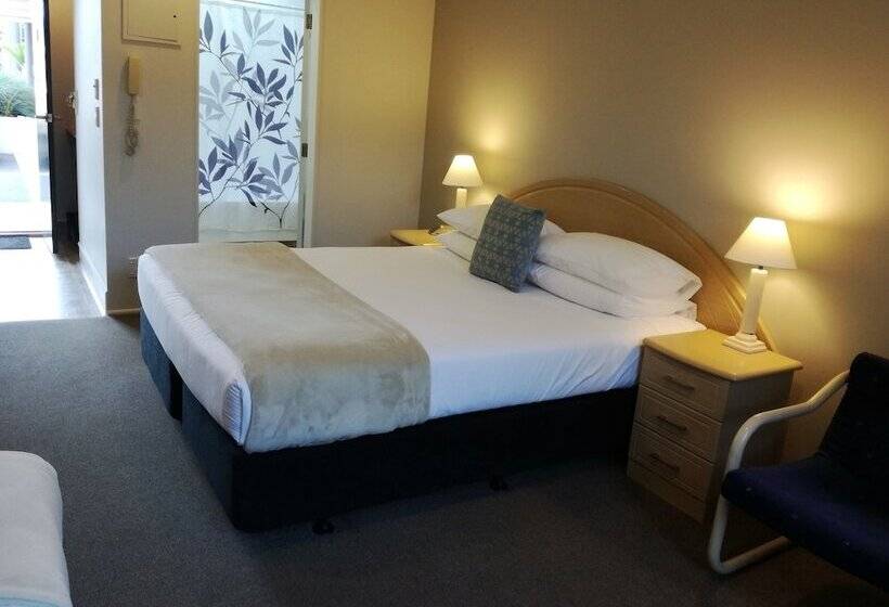 모텔 Pacific Motor Inn