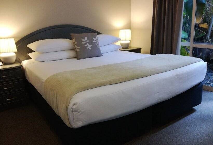 모텔 Pacific Motor Inn