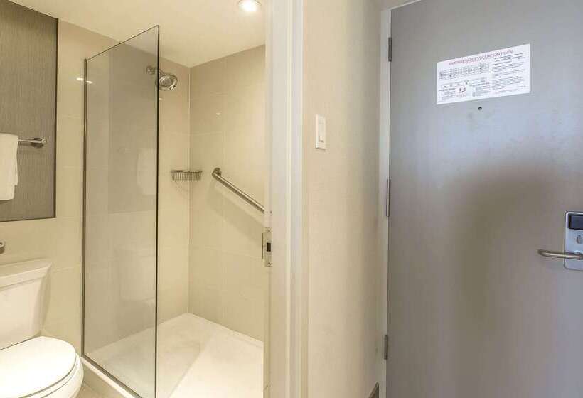 モーテル Quality Inn