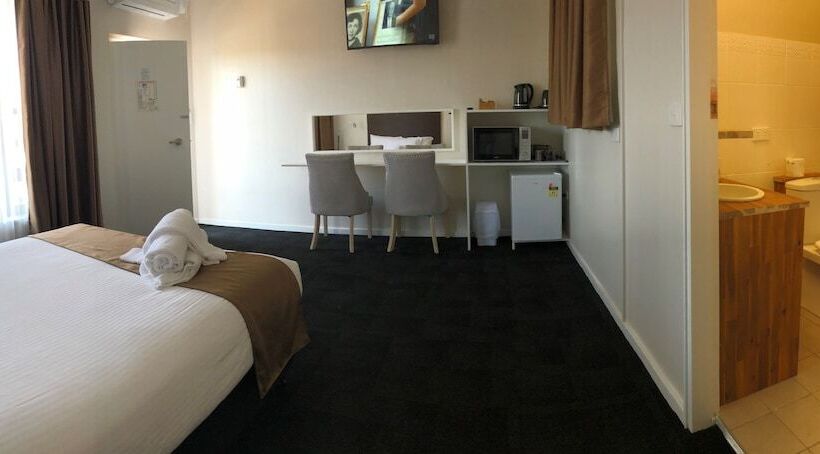 מוטל Nowra Motor Inn