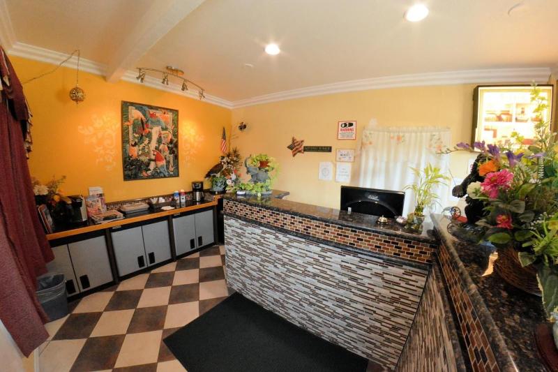 汽车旅馆  The Palace Inn