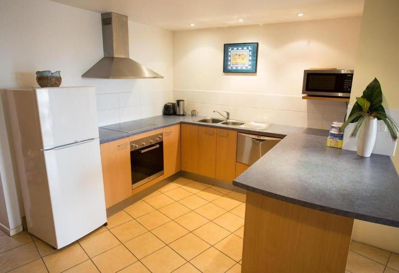 Northpoint Holiday Apartments