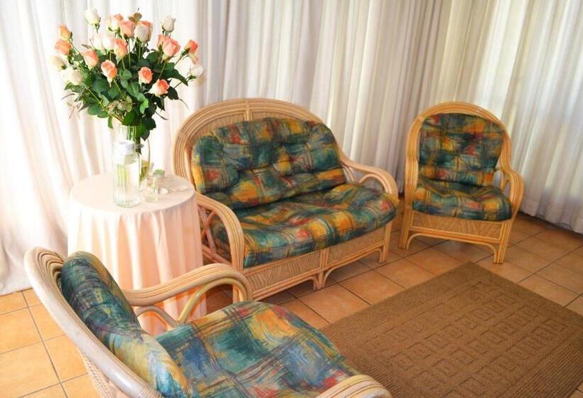 פנסיון Doves Nest Guest House