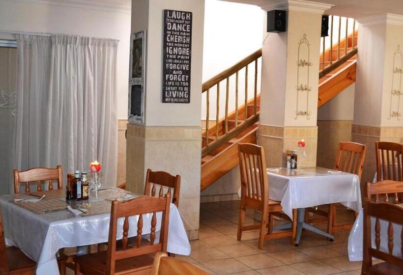 פנסיון Doves Nest Guest House