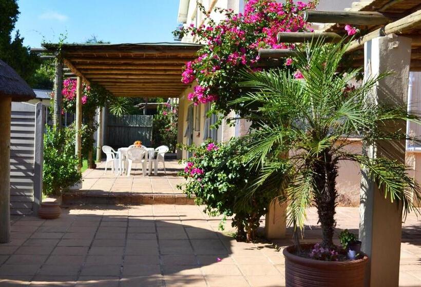 פנסיון Doves Nest Guest House