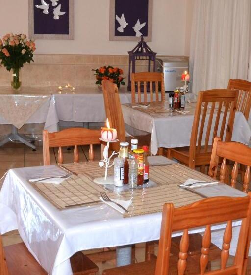 פנסיון Doves Nest Guest House