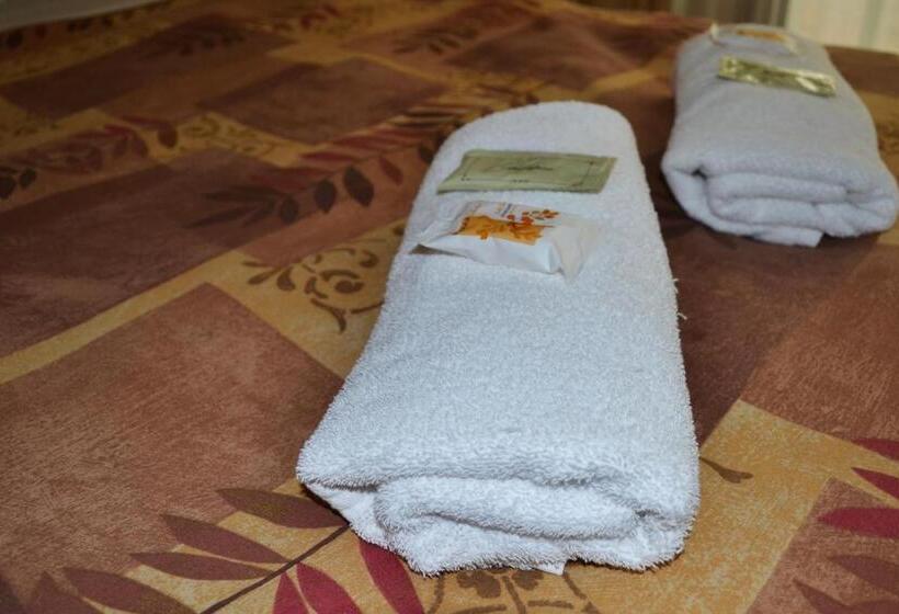 פנסיון Doves Nest Guest House