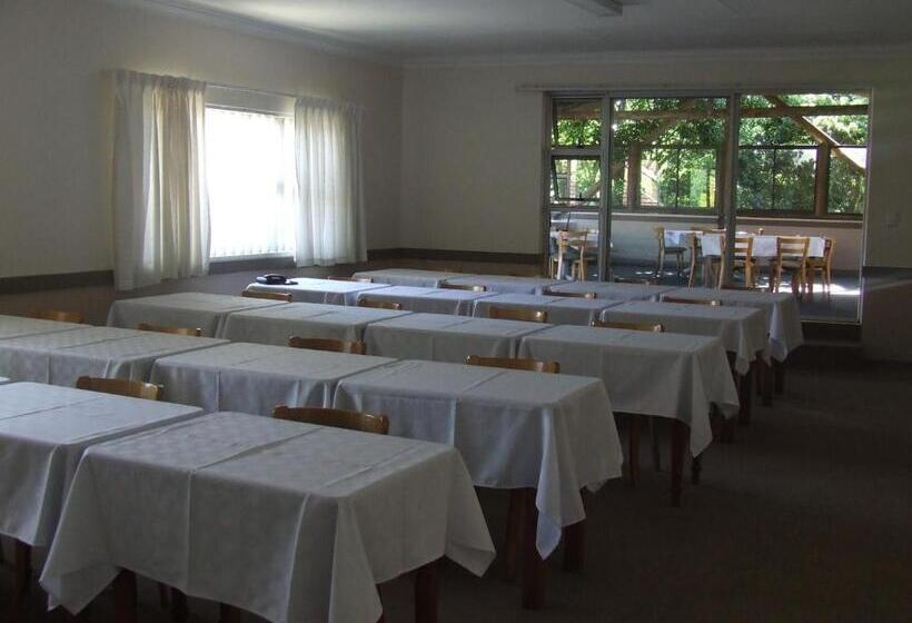 פנסיון Doves Nest Guest House